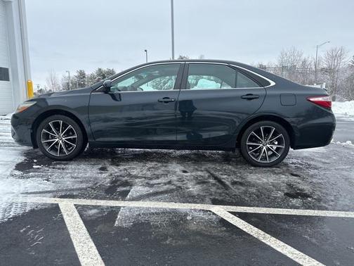 2016 Toyota Camry XSE