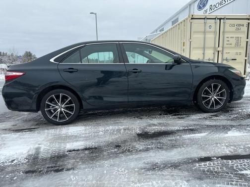 2016 Toyota Camry XSE