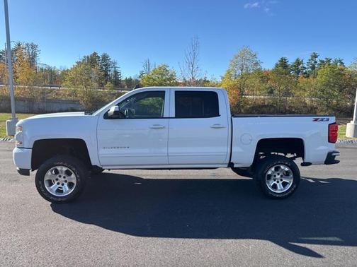 2018 Chevrolet Silverado 1500 2LT