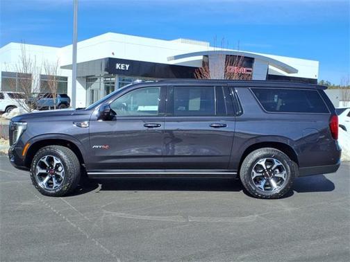 2025 GMC Yukon XL 4WD AT4