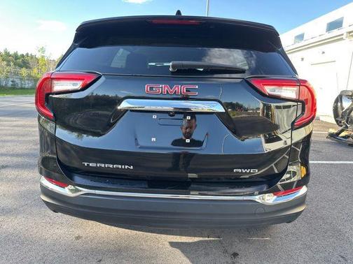 Ebony Twilight Metallic 2024 GMC Terrain SLT