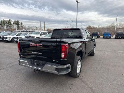 2024 GMC Sierra 1500 SLE