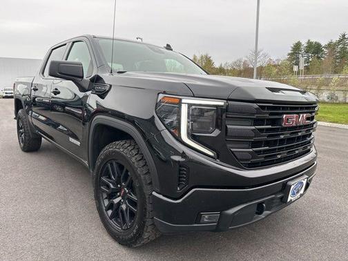 Onyx Black 2022 GMC Sierra 1500 Elevation