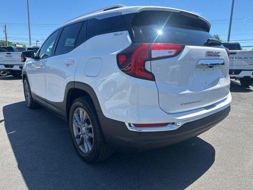 Summit White 2023 GMC Terrain SLT