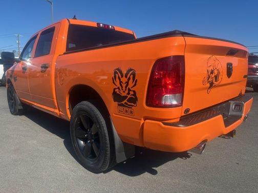 Ignition Orange Clearcoat 2019 RAM 1500 Express