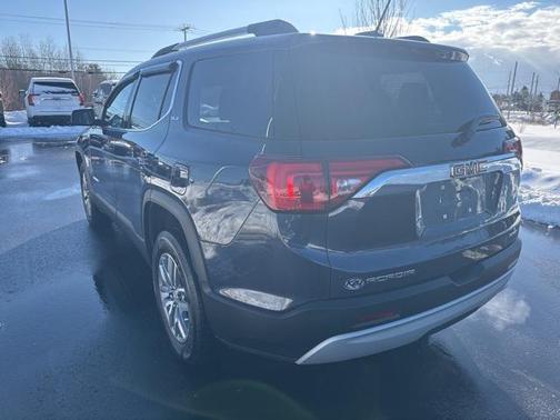 2018 GMC Acadia SLE-2