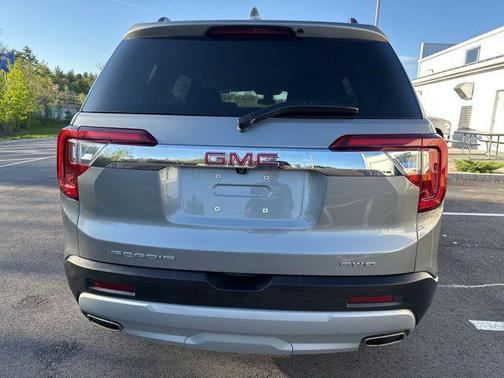 Sterling Metallic 2023 GMC Acadia AWD SLE