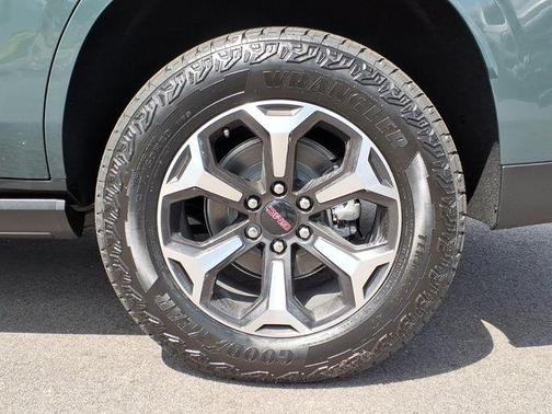 Midnight Pine 2026 GMC Yukon 4WD AT4 Ultimate
