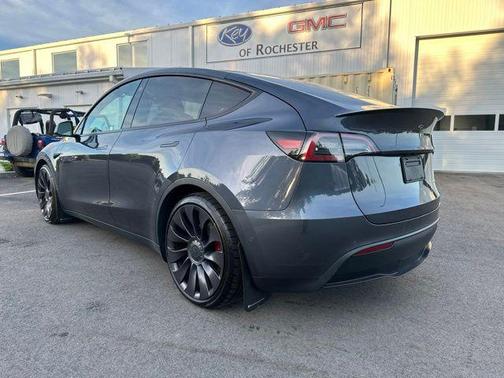 Gray 2022 Tesla Model Y Performance Dual Motor All-Wheel Drive