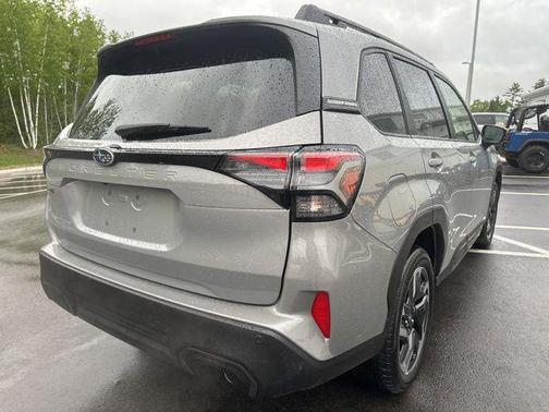 River Rock Pearl 2025 Subaru Forester Limited