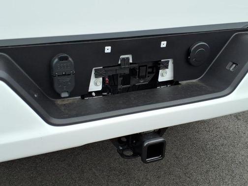 Summit White 2026 GMC Sierra 1500 Elevation
