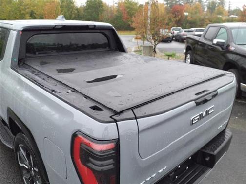 2024 GMC Sierra EV Denali Edition 1