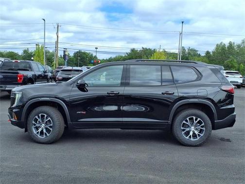 2025 GMC Acadia AWD AT4