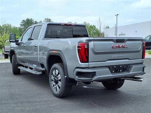 2025 GMC Sierra 2500 Denali