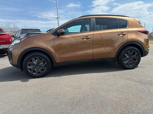 Burnished Copper 2021 Kia Sportage S