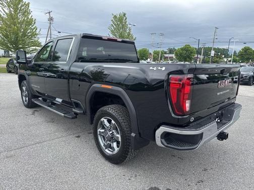 2025 GMC Sierra 2500 SLE