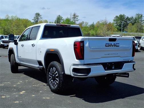 2025 GMC Sierra 3500 Denali