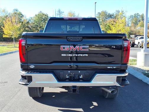 2026 GMC Sierra 2500 SLT