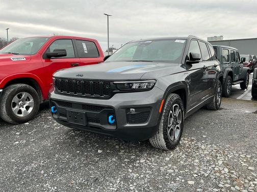 2022 Jeep Grand Cherokee 4xe Trailhawk