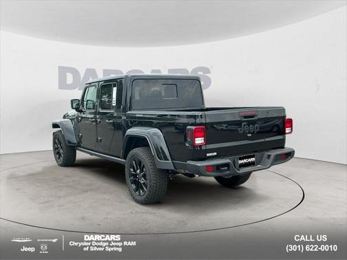 2025 Jeep Gladiator Nighthawk