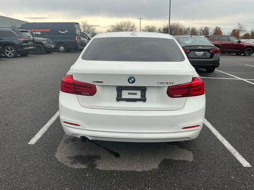 2018 BMW 320 i