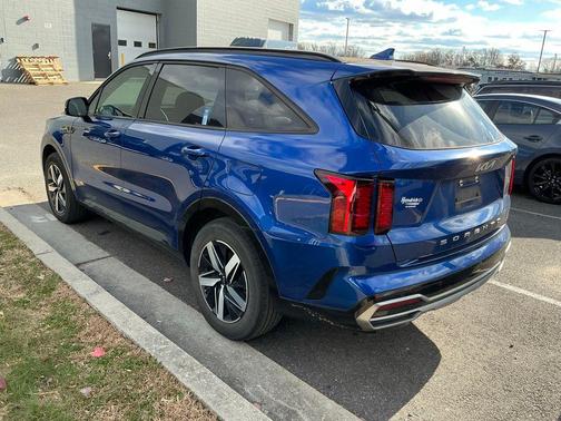 2022 Kia Sorento S
