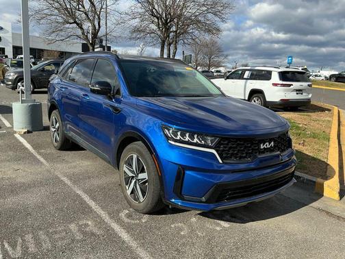 2022 Kia Sorento S