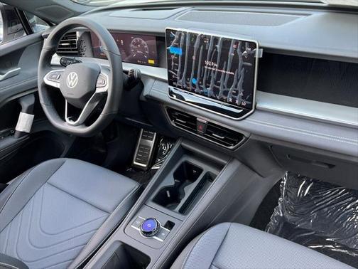 2025 Volkswagen Tiguan 2.0T SE R-Line Black 4MOTION