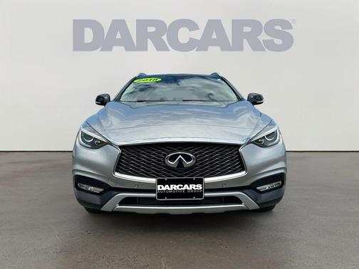 Blade Silver 2018 INFINITI QX30 Premium