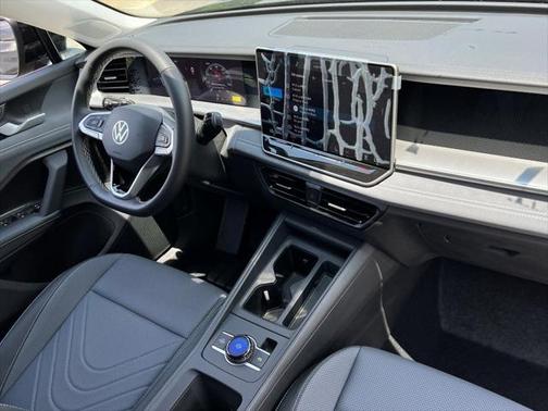 2025 Volkswagen Tiguan 2.0T SE 4MOTION