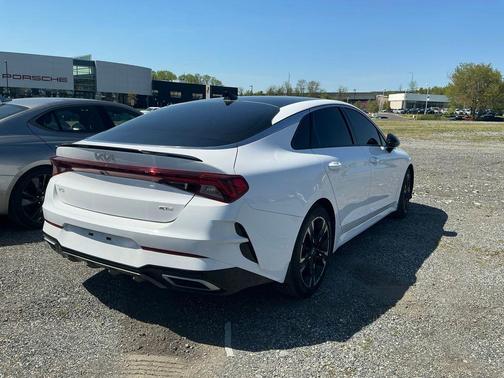 Glacial White Pearl 2023 Kia K5 GT-Line
