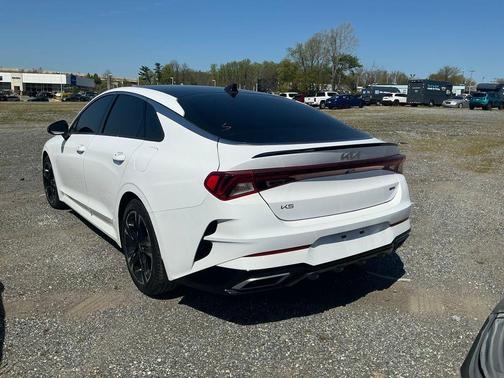 Glacial White Pearl 2023 Kia K5 GT-Line