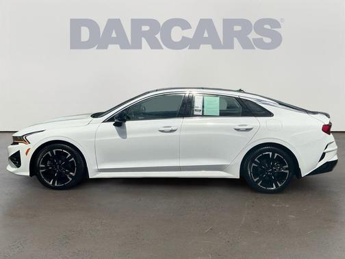 Glacial White Pearl 2023 Kia K5 GT-Line