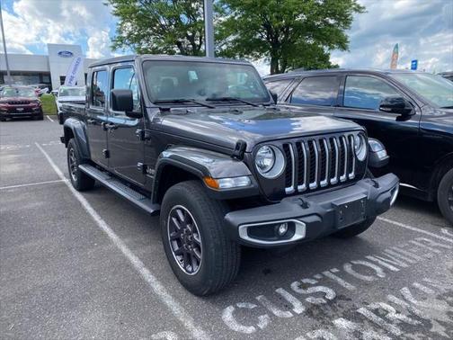 2023 Jeep Gladiator Overland