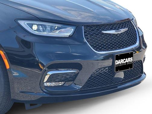 2025 Chrysler Pacifica L