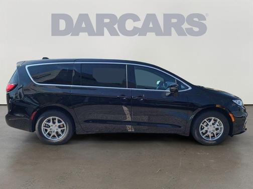 2025 Chrysler Pacifica L