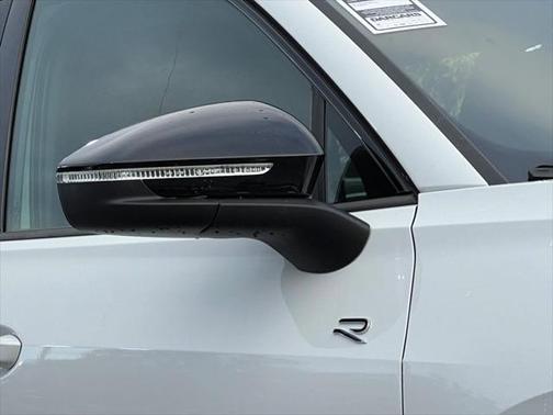 2025 Volkswagen Tiguan 2.0T SE R-Line Black 4MOTION