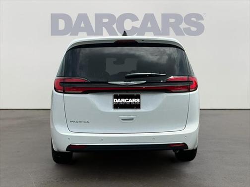 2025 Chrysler Pacifica L