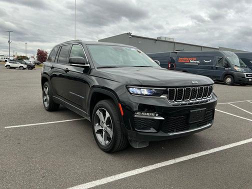 2022 Jeep Grand Cherokee 4xe Base
