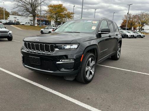 2022 Jeep Grand Cherokee 4xe Base
