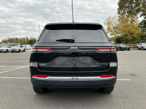 2022 Jeep Grand Cherokee 4xe Base