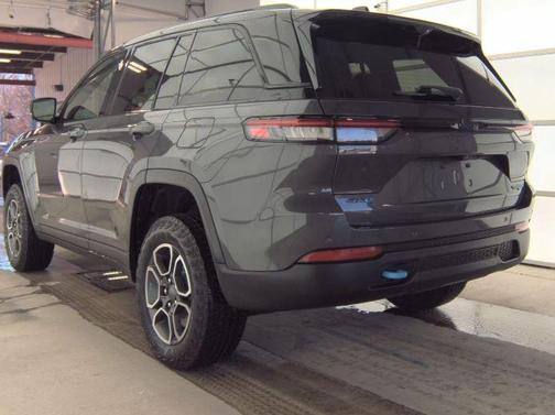 2022 Jeep Grand Cherokee 4xe Base
