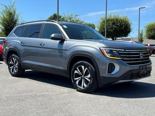 2024 Volkswagen Atlas 2.0T SE