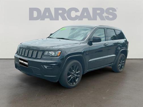 2022 Jeep Grand Cherokee Laredo