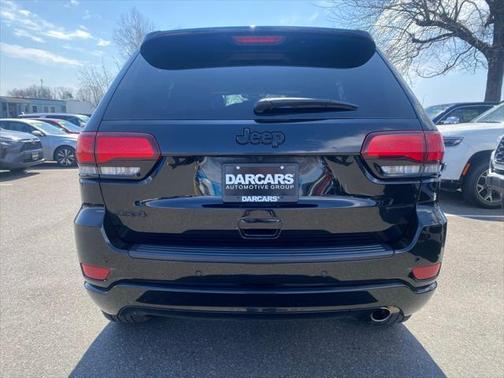 2022 Jeep Grand Cherokee Laredo