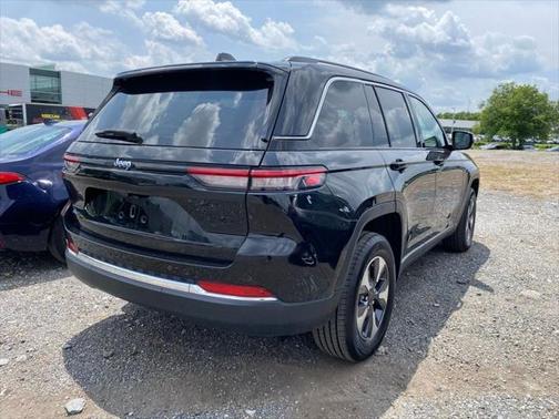 2023 Jeep Grand Cherokee 4xe Base