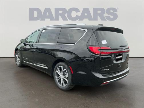 2026 Chrysler Pacifica L