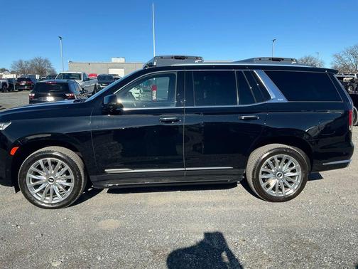 2023 Cadillac Escalade Premium Luxury