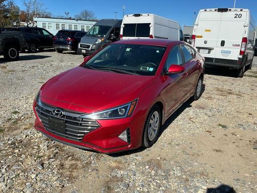 2019 Hyundai ELANTRA SE