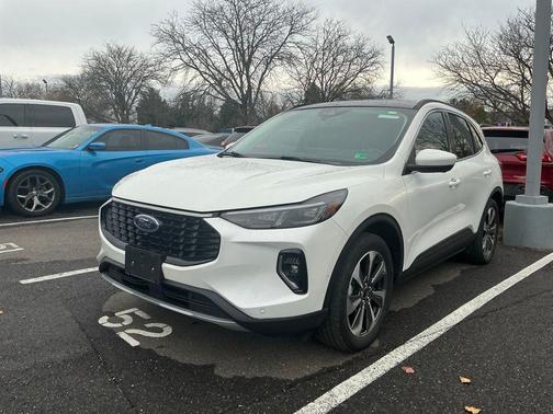 2023 Ford Escape Platinum